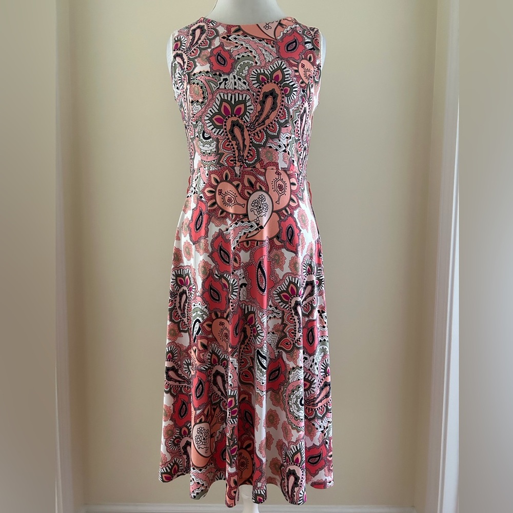 Pretty Paisley Print Dress